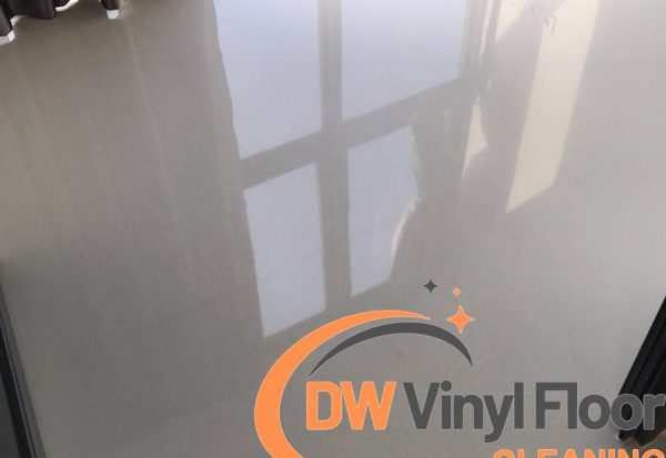 floor-polishing-services-dw-vinyl-floor-cleaning-singapore-condo-yishun-1
