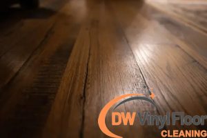 gleaming-hardwood-surface-6-advantages-of-engaging-professional-wood-floor-polishing-services-wood-floor-polishing-dw-vinyl-floor-cleaning-singapore