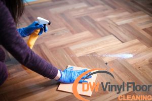 using-oil-based-cleaner-is-not-enough-5-reasons-to-opt-for-professional-parquet-polishing-in-singapore-parquet-polishing-dw-vinyl-floor-cleaning-singapore