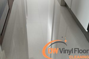 tile-floor-deep-cleaning-vinyl-floor-cleaning-singapore-condo-newton-2