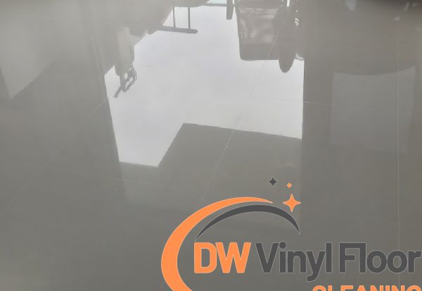 tile-floor-deep-cleaning-services-dw-vinyl-floor-cleaning-singapore-hdb-woodlands-1