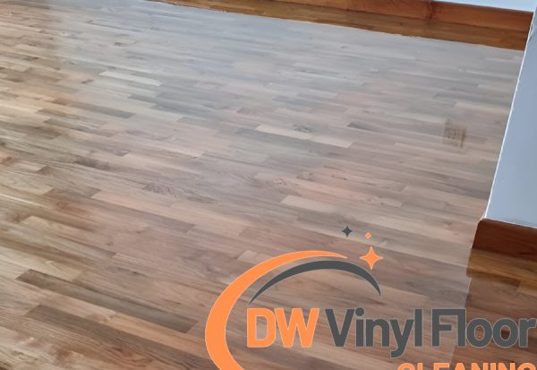 wood-polishing-services-dw-vinyl-floor-cleaning-singapore-condo-river-valley-1