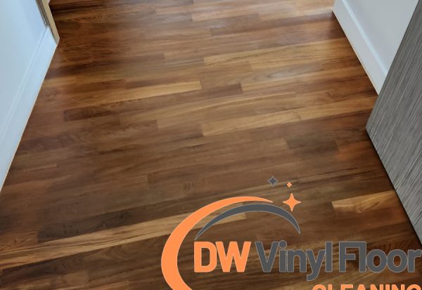 parquet-varnishing-dw-vinyl-floor-cleaning-singapore-condo-tanglin-1