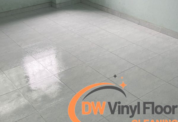 tile-floor-deep-cleaning-services-dw-vinyl-floor-cleaning-singapore-hdb-sengkang-1