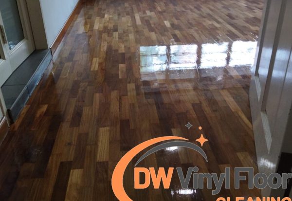 parquet-floor-polishing-services-dw-vinyl-floor-cleaning-singapore-condo-pasir-ris-1