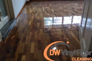 parquet-floor-polishing-services-dw-vinyl-floor-cleaning-singapore-condo-pasir-ris-2