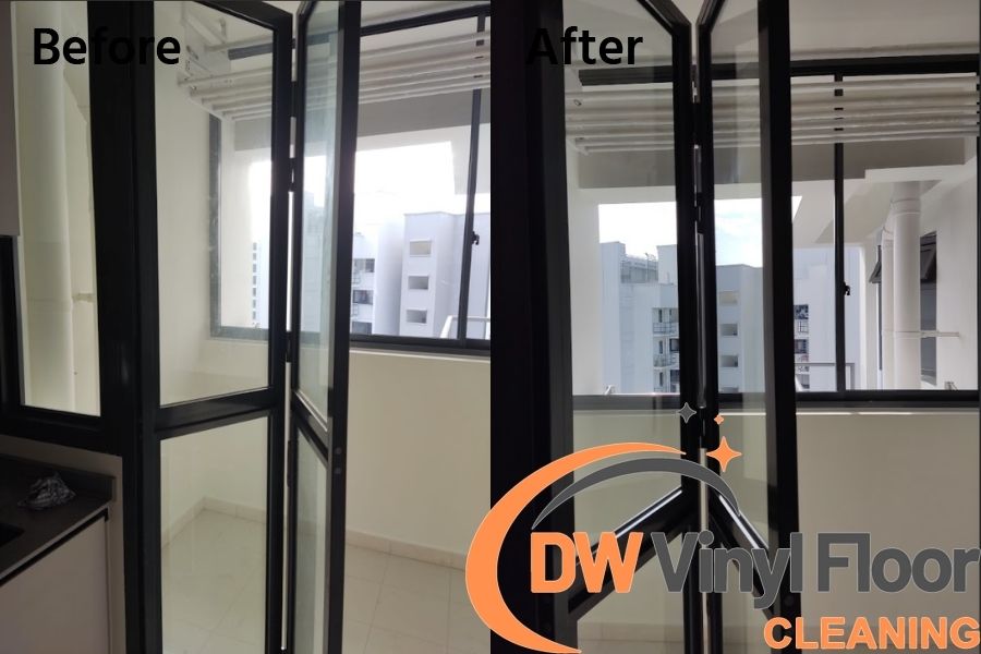 bifold-door-cleaning-post-renovation-cleaning-service-dw-vinyl-floor-cleaning-singapore-hdb-sengkang-4