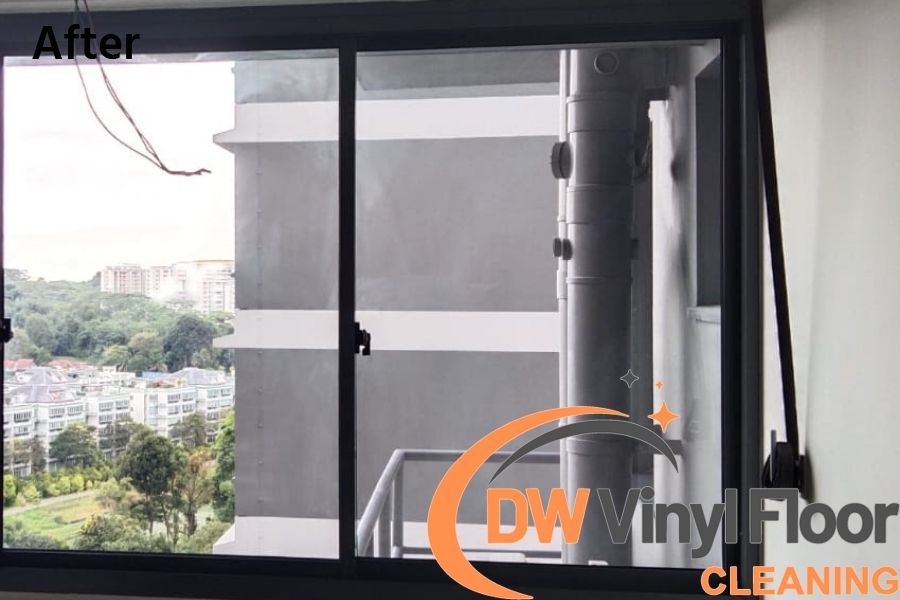 post-renovation-window-cleaning-service-dw-vinyl-floor-cleaning-singapore-hdb-clementi-3